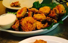 16 East Bar and Grill餐厅图片