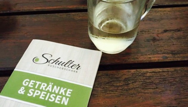 Schulter Buchenschank