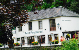 Petit restaurant Bistro city corner