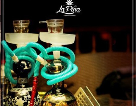 La Pina Restaurant & Cafe