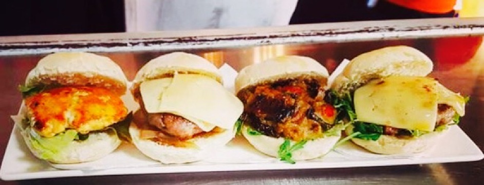 Momo Burger餐厅图片