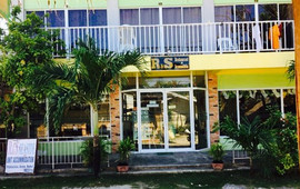 R&S Seaside Unit Accommodation Bar & Restaurant