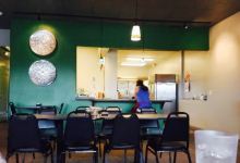 Nok's wok n roll Thai restaurant美食图片