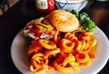 The HideAway Restaurant & Bar美食图片