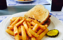 Gilly's Breakfast & Lunch餐厅图片
