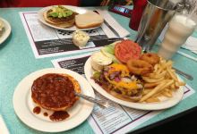 Krisch's Restaurant & Ice Cream Parlour美食图片