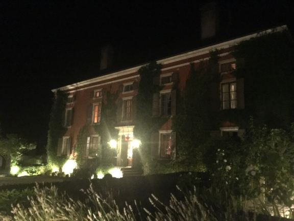 Le Chateau De Courban