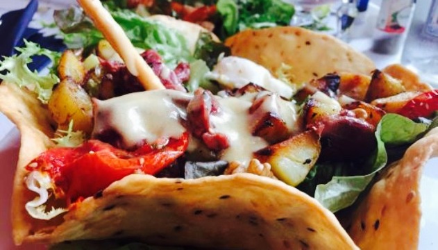 Chez Philippe Bar Restaurant Pizzeria