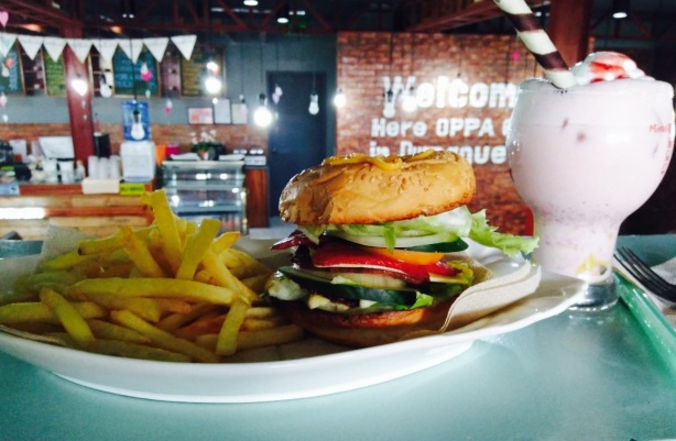 Fun Cafe/Bar餐厅图片