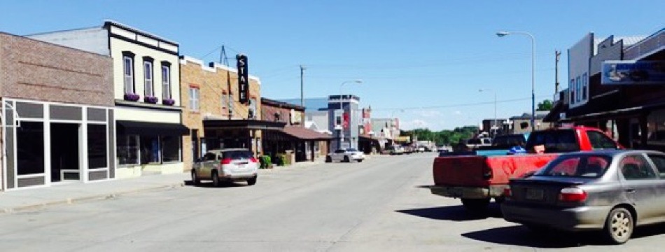 Charly's Restaurant & Lounge