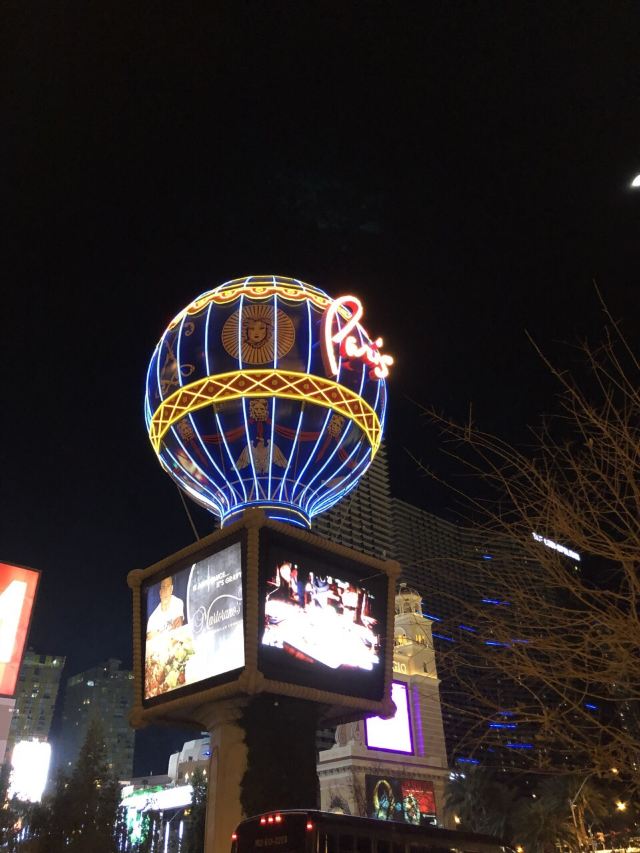 巴黎酒店埃菲爾鐵塔