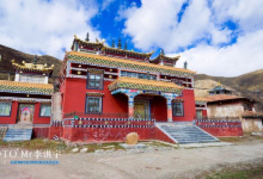 白玉达唐寺景点图片