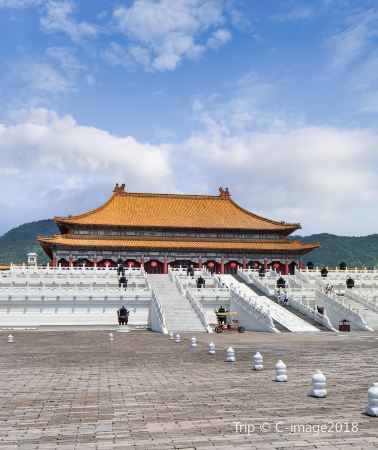 6D5N • Hangzhou + Suzhou + Wuzhen + Zhouzhuang + Hengdian World Studios - Gold tour guide