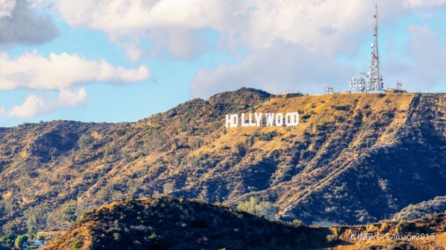 <5天>【東南雙峽+羚羊彩穴】·美西生態之旅：10大攝影聖地羚羊彩穴+藍天紅巖鮑威爾湖+曠世奇景馬蹄灣、天使之城洛杉磯1天自由行（拉斯維加斯接機）