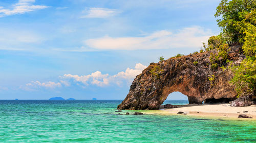 如何去国外旅行 100t10000000oug9j3584_C_500_280_Q80.jpg