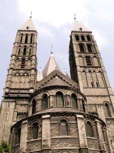 圣母主教座堂-图尔奈