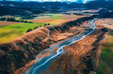 城堡山-Castle Hill-YoYo_6J6I6E2P