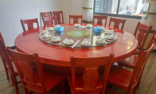 庐山西海山里湖农庄(易家河店)餐厅图片