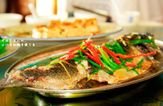 观景台美食村