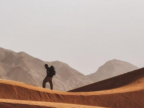 你与《荒野求生》里无所不能的贝爷,只差一张沙迦Mleiha的门票