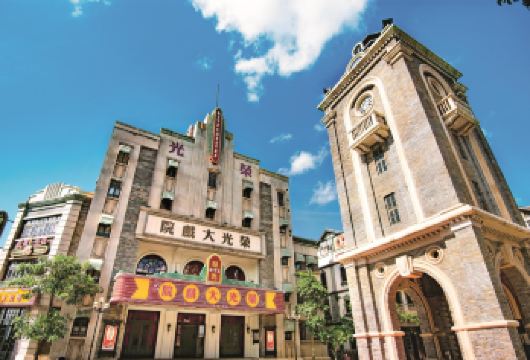 2人起订私家团雷琼火山群公园观澜湖电影公社一日游海口文昌接送【所选城市市区免费上门接送，方便快捷，省时省力（时间可微调）】