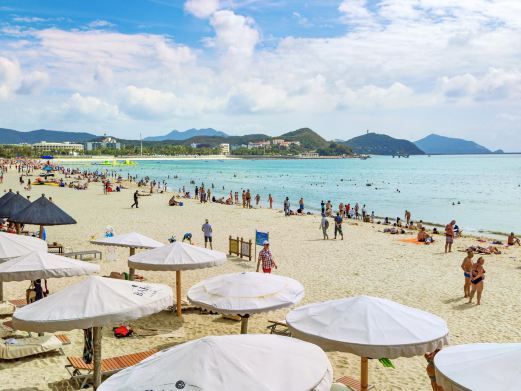 大东海旅游区-沙滩躺椅区