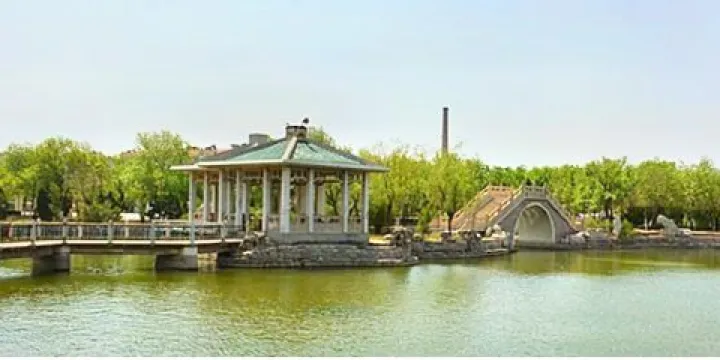 勝利公園(膠萊河路)