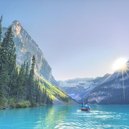 加拿大班夫国家公园+惊奇角+露易丝湖+弓河瀑布一日游