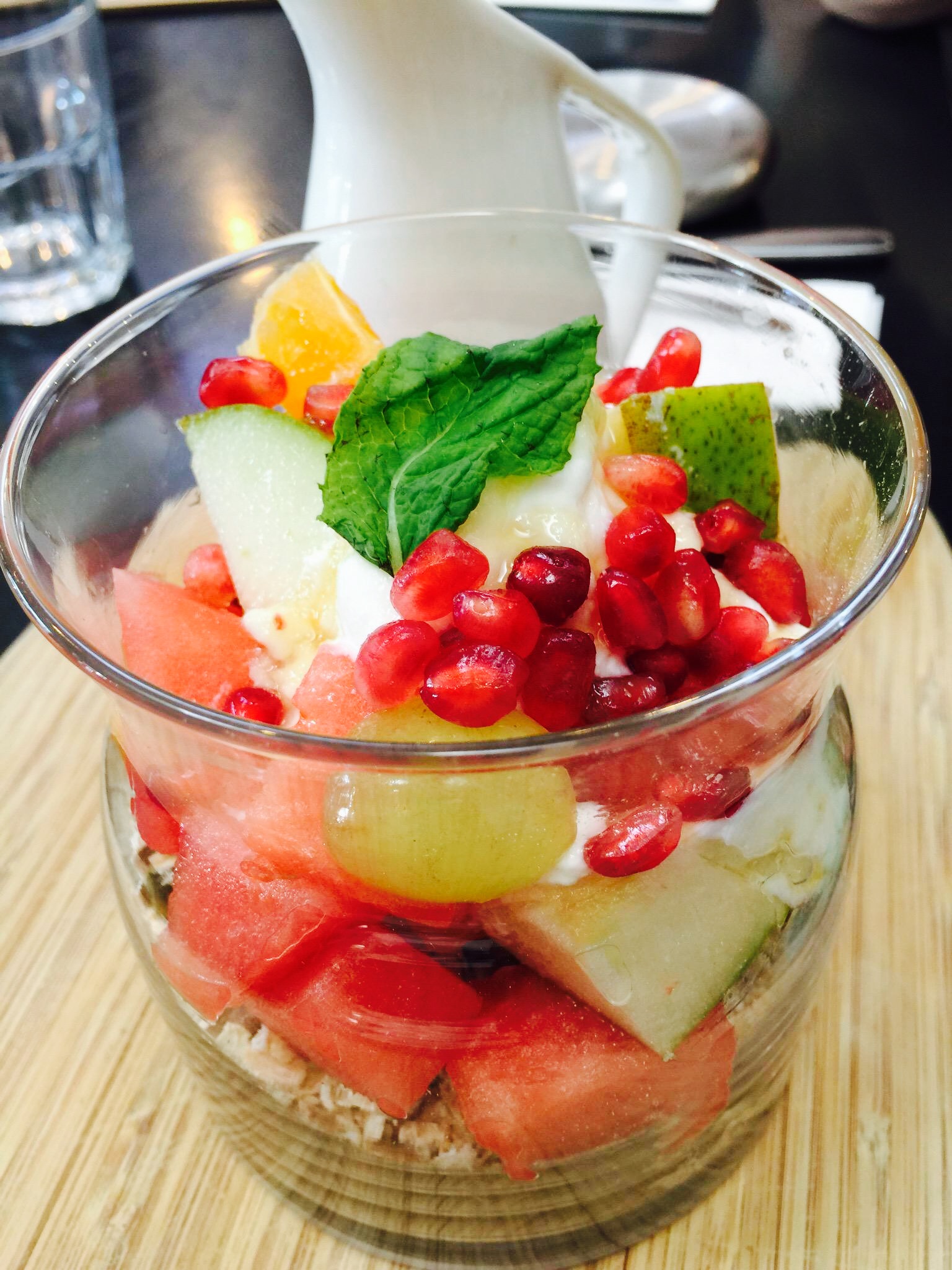 Ample Cafe & Bar餐厅图片