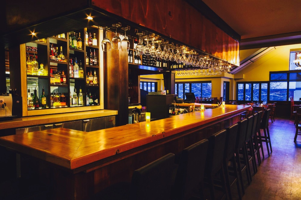 21 Steps Kitchen & Bar