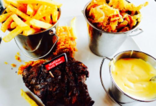 Moo Moo Wine Bar & Grill美食图片