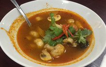 Basil Nut Cafe and Restaurant餐厅图片
