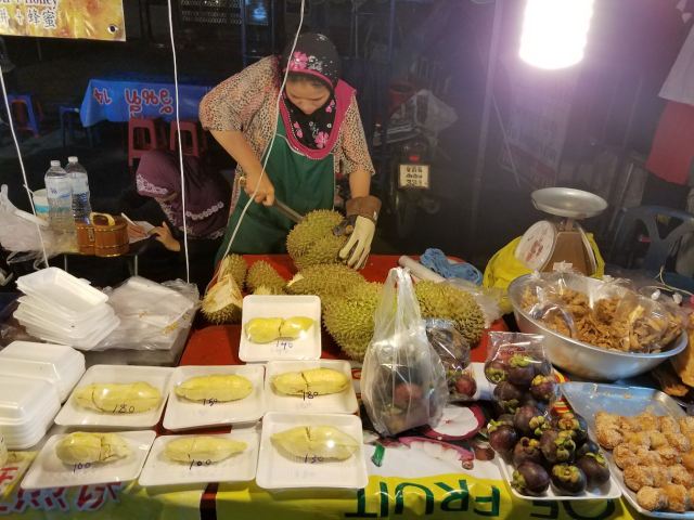 Chiang Mai Sunday Walking Street