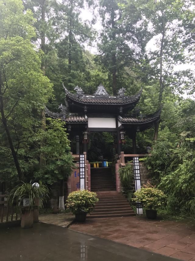 충라이주시 호수