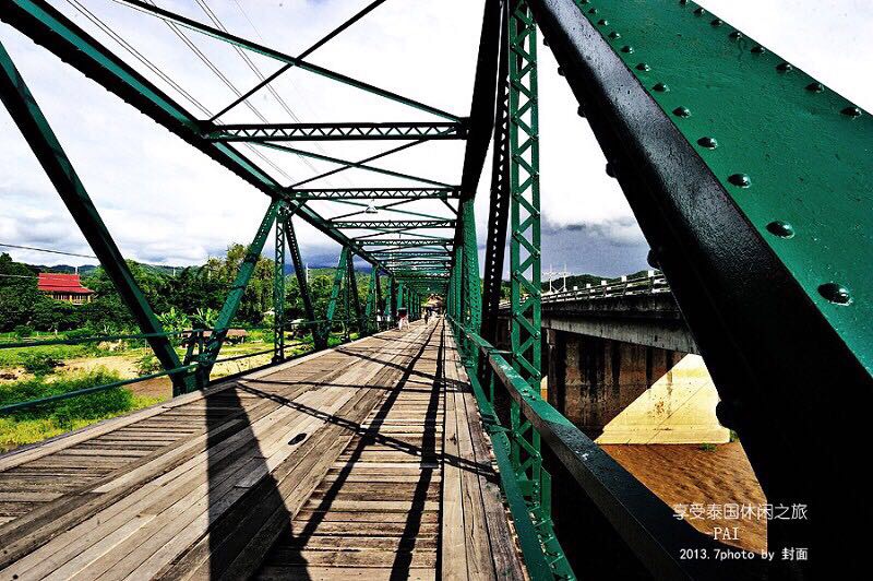 Pai县城外的第一个景点日本人建的：二战桥