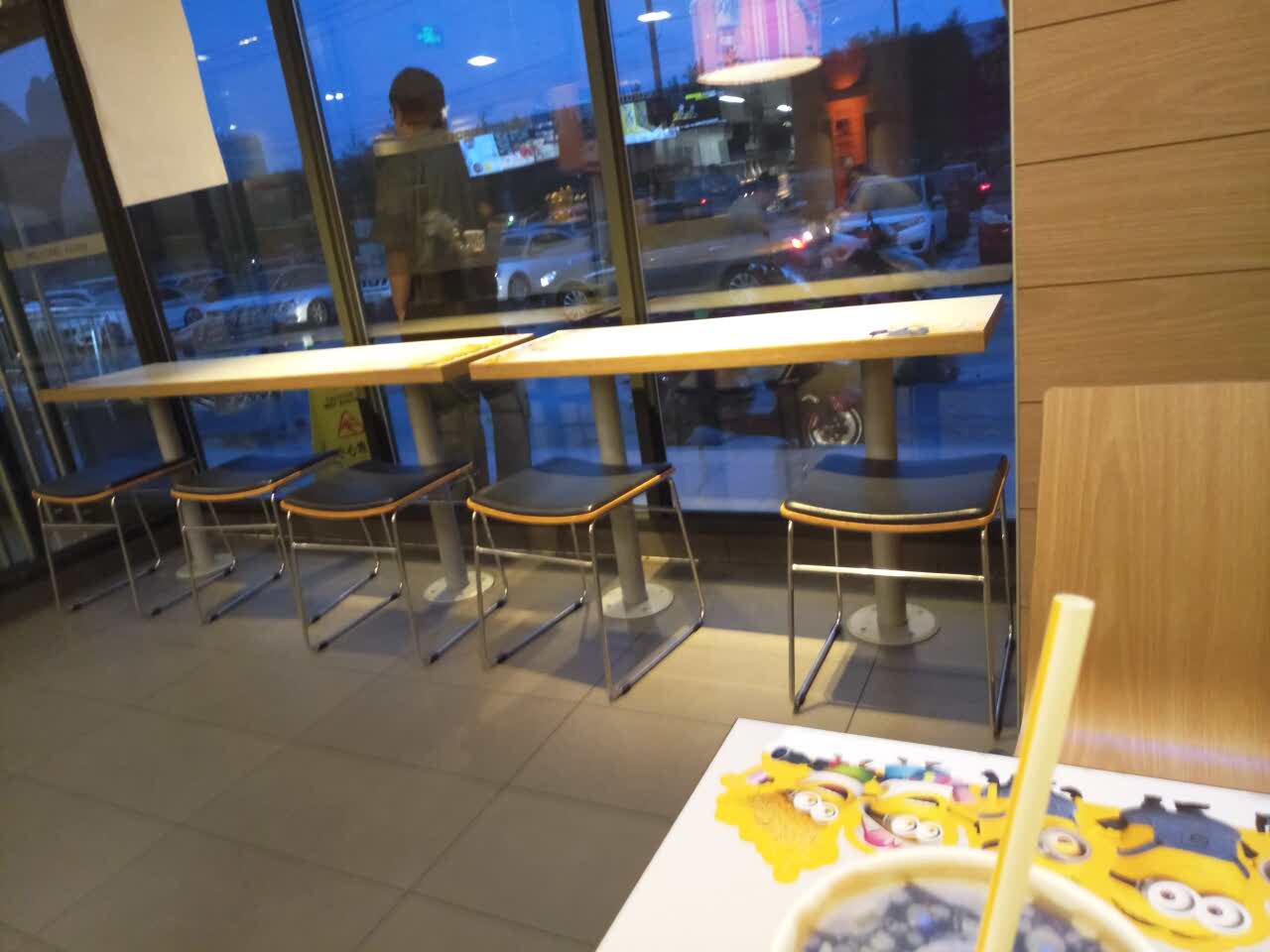 麦当劳(裕民大街店)