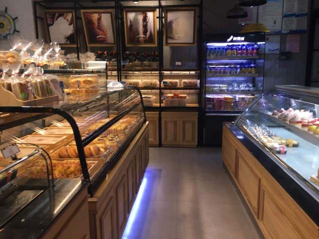 麦香村(大润发店)餐厅图片