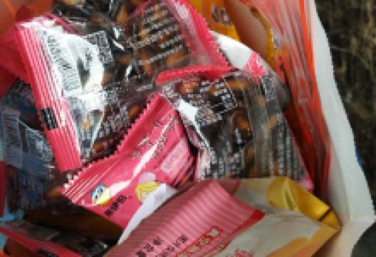 来伊份(民耀路店)购物图片