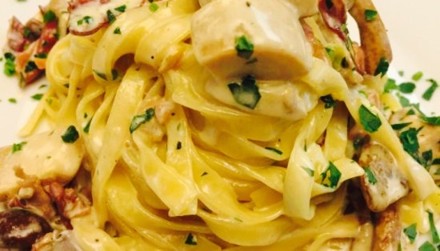 GarZebo Bar Restaurant餐厅图片