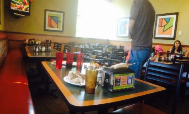 Round Table Pizza餐厅图片