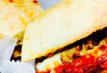 Golden Sands Bucket Bar景点图片