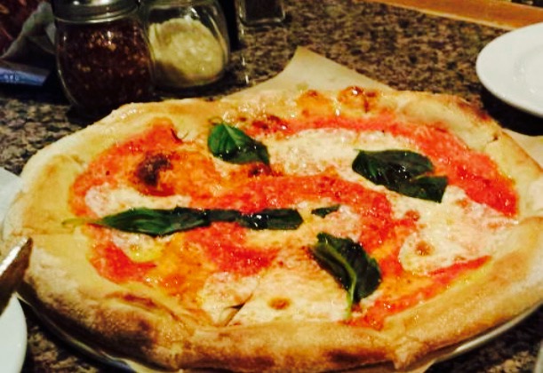 Baker's Crust Artisan Kitchen餐厅图片