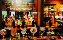 The Ladygrove Generous George餐厅图片
