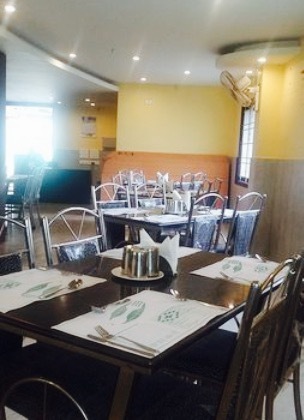 Ahaaram Multicusine Veg Restaurant