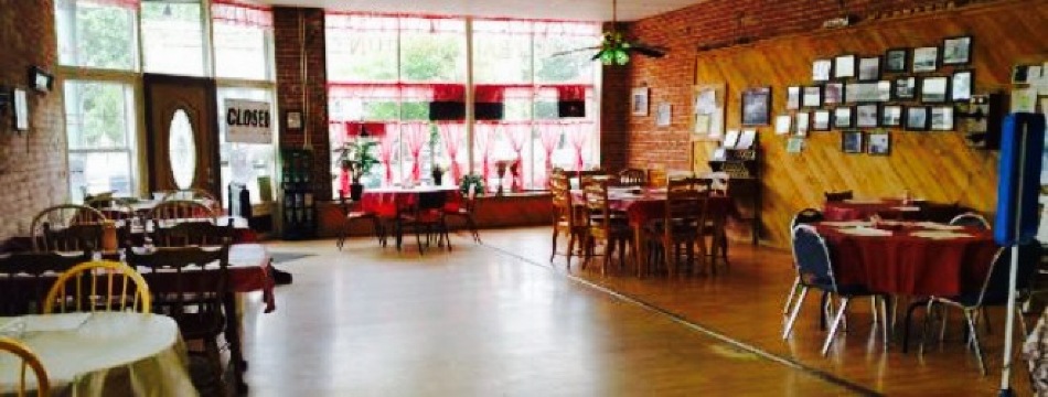 Daisy's Central Station Restaurant