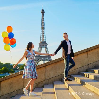 卢浮宫+巴黎圣母院+埃菲尔铁塔+塞纳河游船+凯旋门