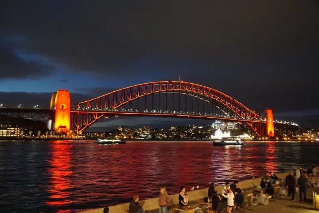 Sydney Harbour Bridge