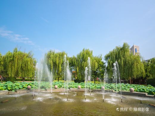 春秋广场
