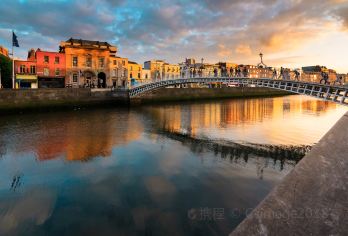 都柏林圣三一学院+圣帕特里克大教堂+爱尔兰国家自然历史博物馆【私家团包车游 I 中英文司导 I 行程可沟通调整】