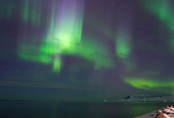 挪威特罗姆瑟极光之行夜游-中文极光团｜追光猎人-可拼团或包车【体验专属定制的一日游，在舒适的包车服务中尽享这座历史与现代交融的城市魅力。】